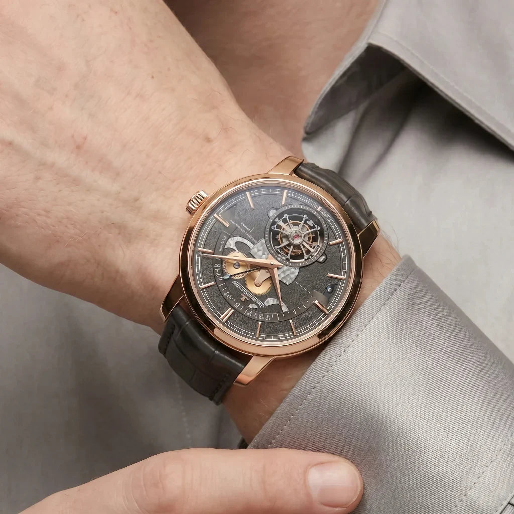 VC Skeleton Style Textured Strap Watch